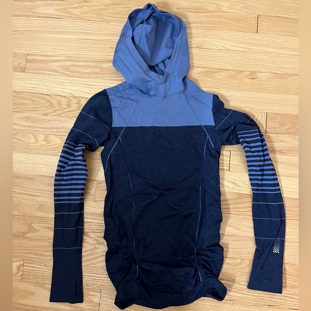 Athleta Long Sleeve!!